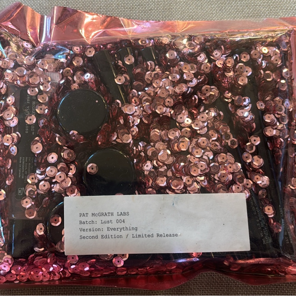Pat McGrath list 004 version everything lip glitter kit